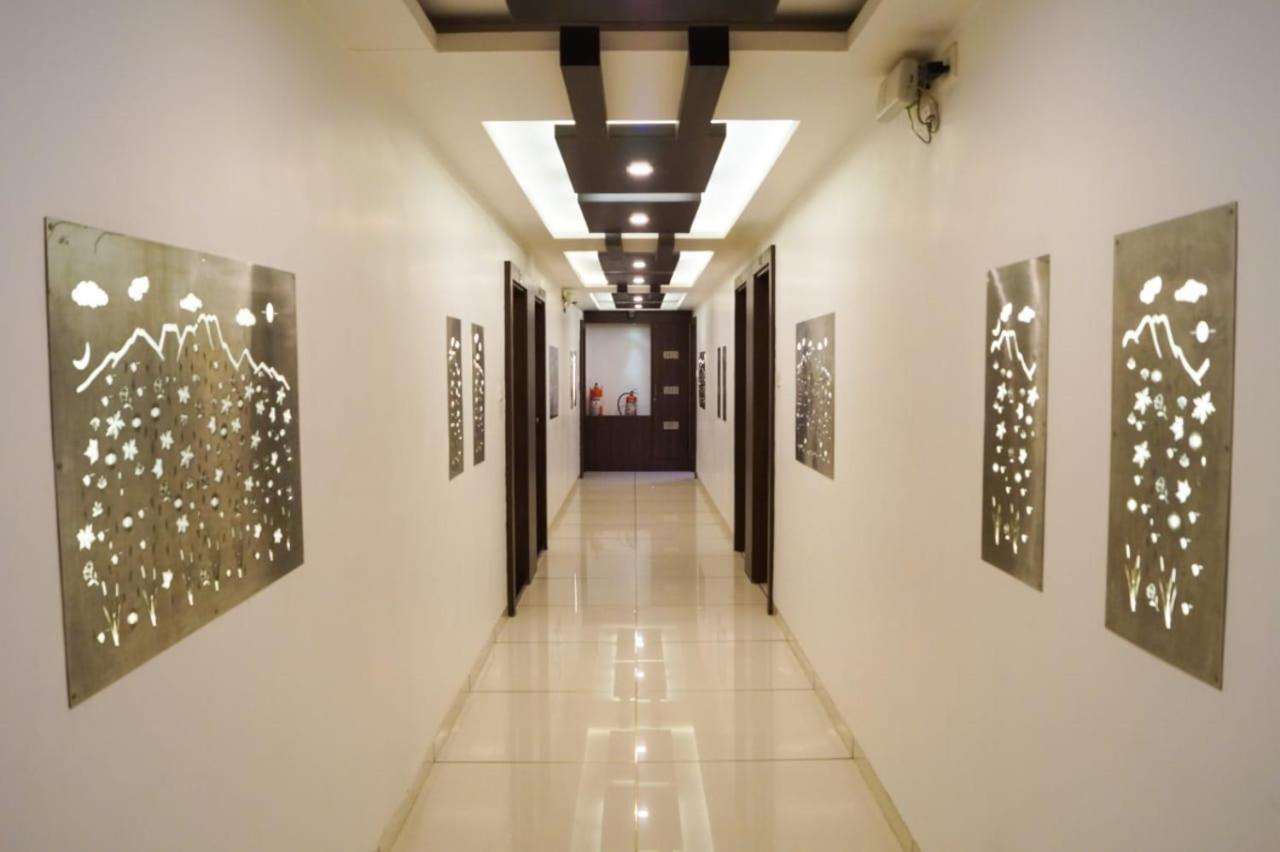 Hotel Ambassador Vadodara Zewnętrze zdjęcie